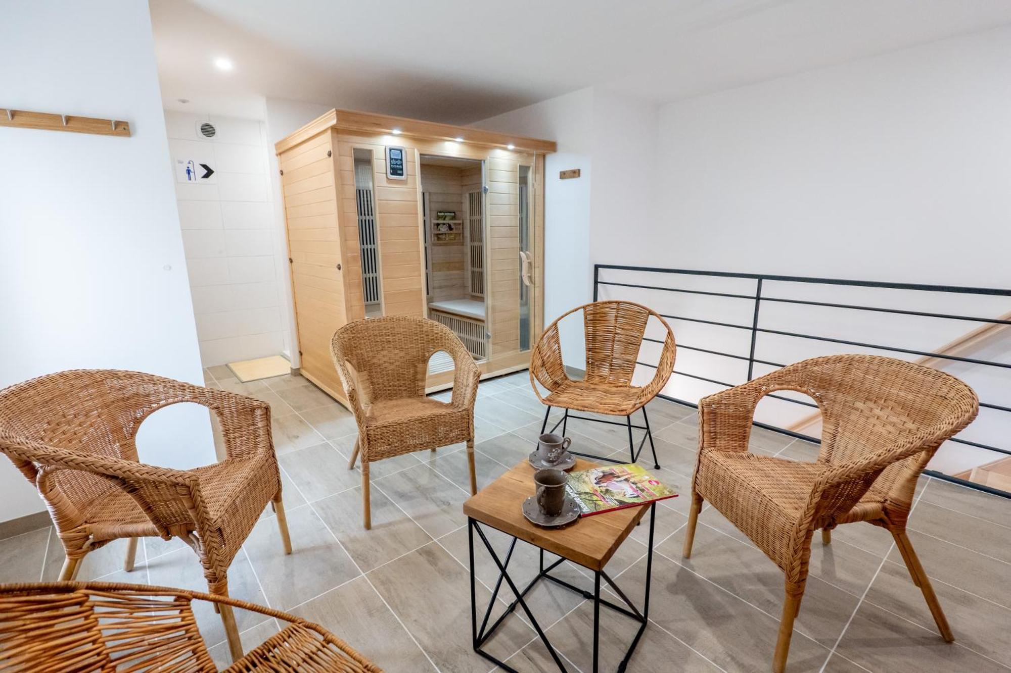 Plaines-Provence Spa&Sauna ディーニュ・レ・バン エクステリア 写真